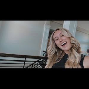 Meet your Posher, Taylee